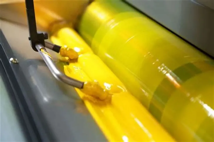 جوهر شیشه ای با شفافیت بالا